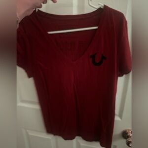 True religion burgundy t shirt size Medium